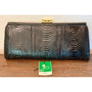 Vintage Cape Cobra Snakeskin Black Evening Clutch
